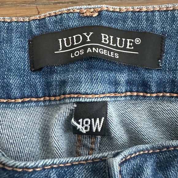Judy Blue Slim Fit Jeans in Classic Blue Size 18 W - Picture 4 of 6